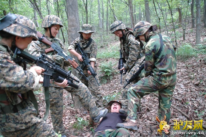 �人����cs